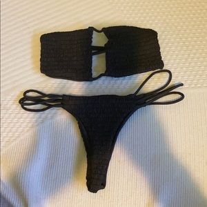 Black bikini set